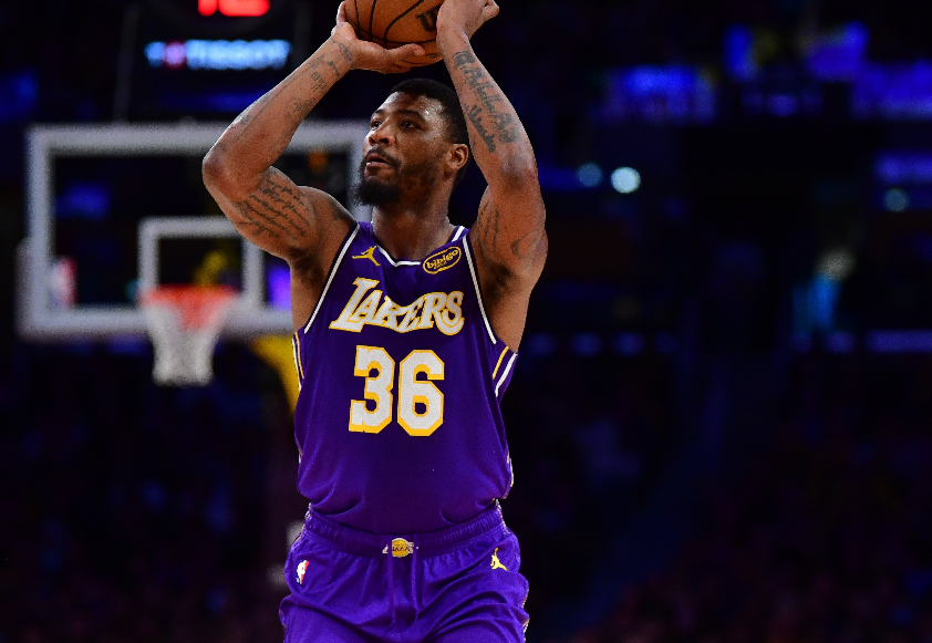 世界杯比赛竞猜-湖人110-101战胜鹈鹕 球员评价:4人优秀,3人及格,2人低迷